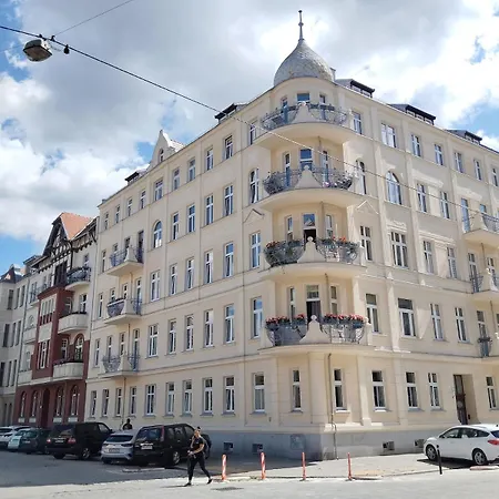 Apartment Rozbrat 5 *